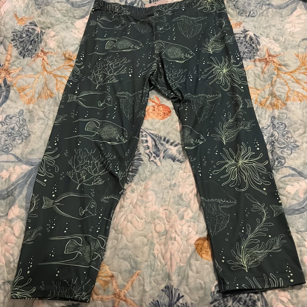 New with Tags Sea themed leggings